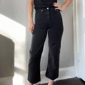 NWT black madewell slim wide leg cropped black jeans! Smoke free, pet free home